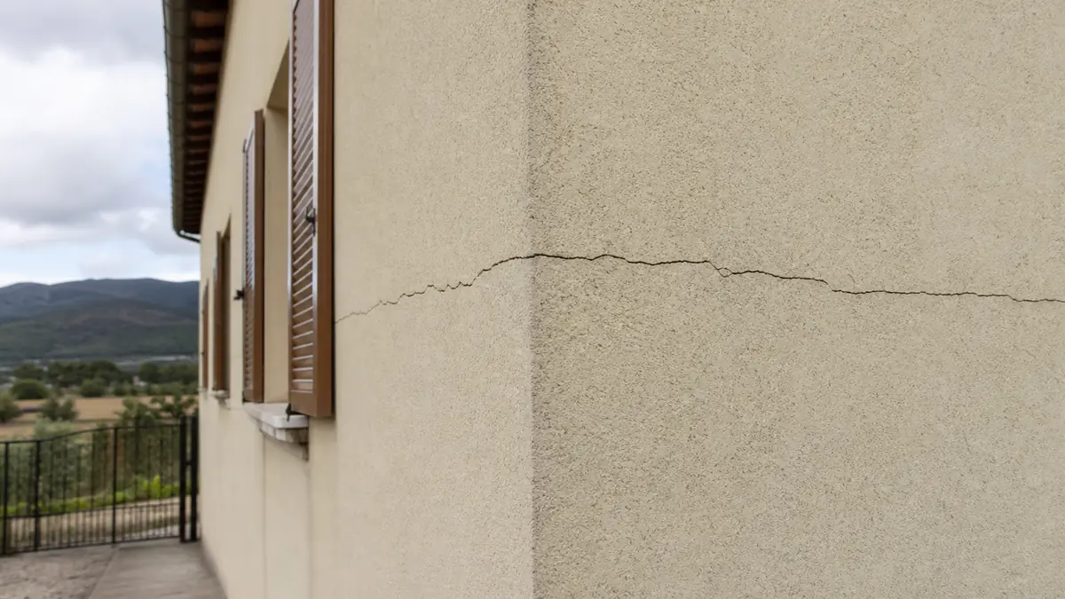 maison fissures horizontales